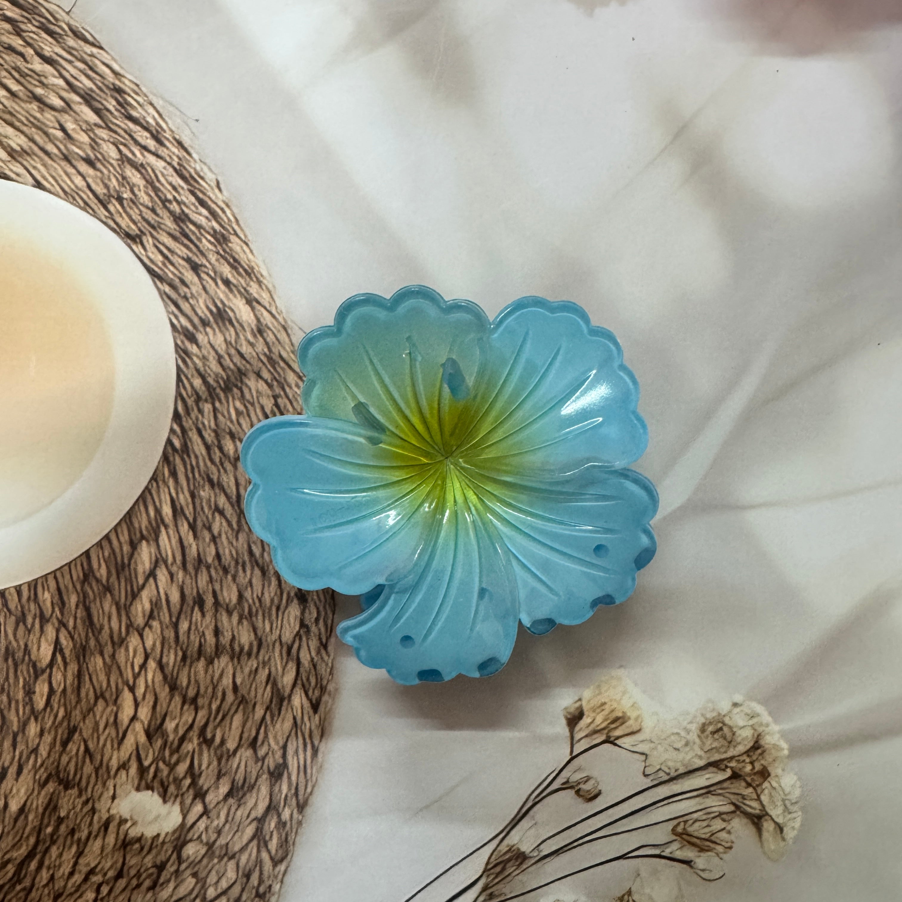Hibiscus Bloom Hair Claw Clip | Korean Floral Statement Hair Accessory