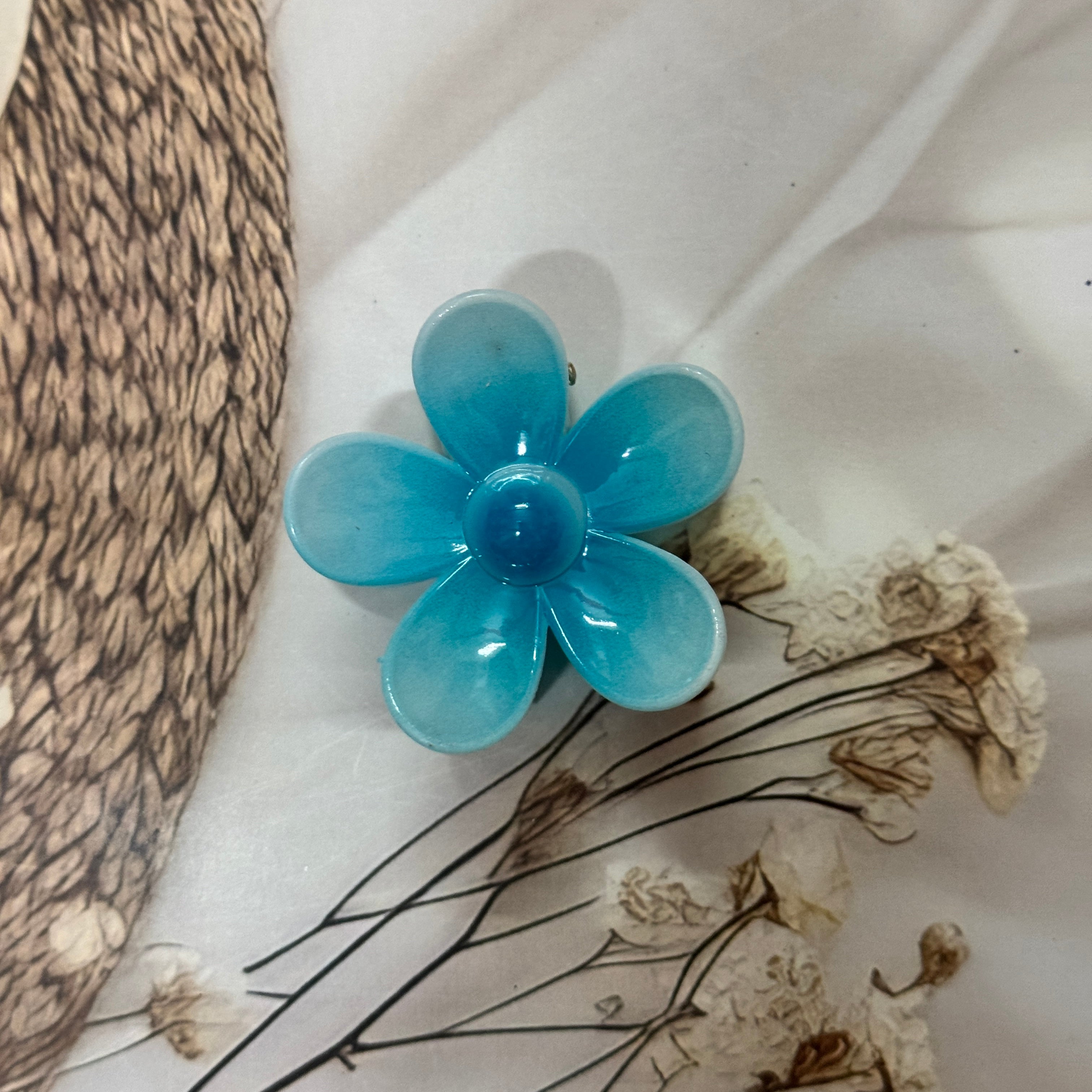 Blossom Pearl Flower Hair Claw Clip