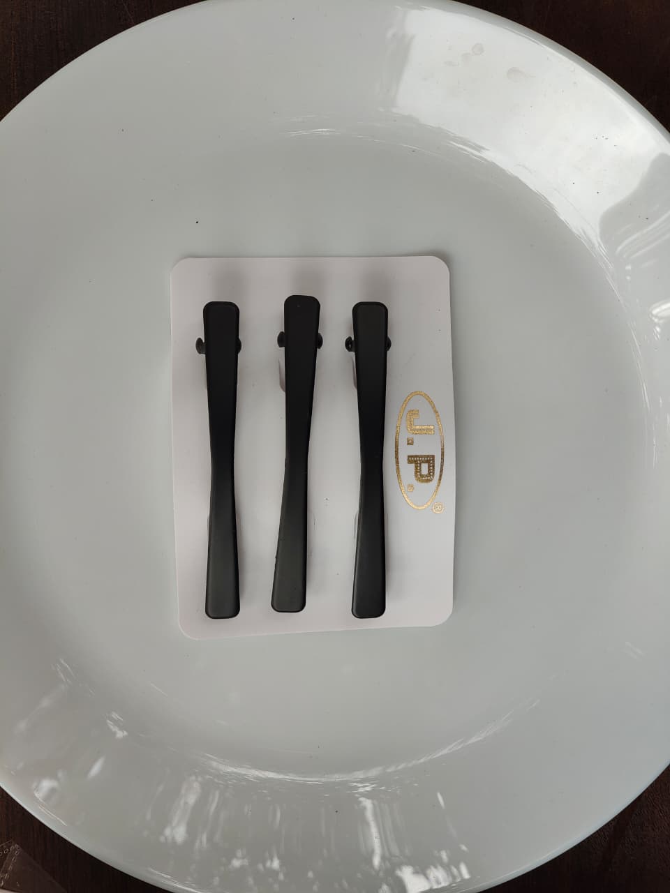 Classic Matte Snap Hair Clips Set | Minimalist Korean Hair Barrettes for Girls & Women (one piece)