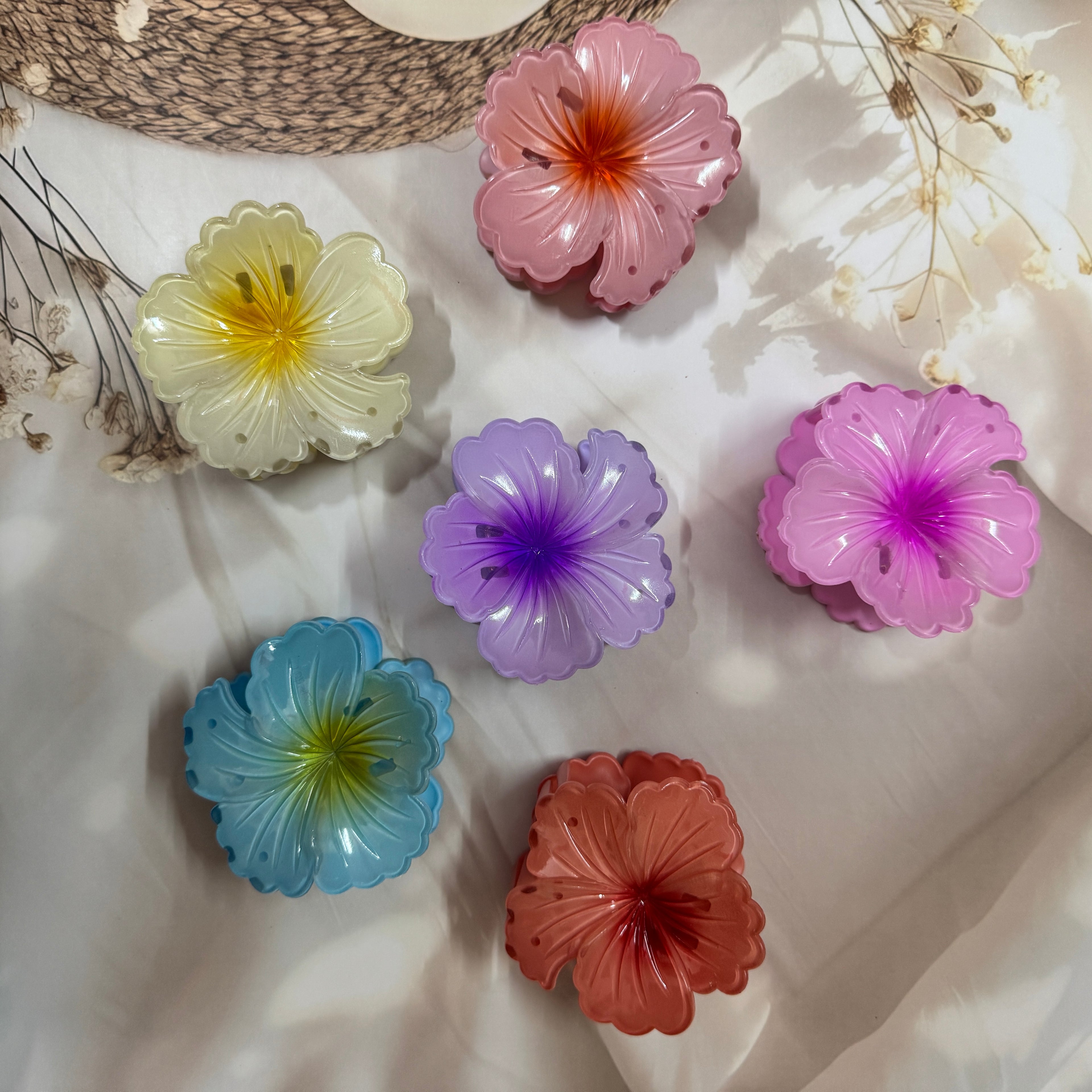Hibiscus Bloom Hair Claw Clip | Korean Floral Statement Hair Accessory