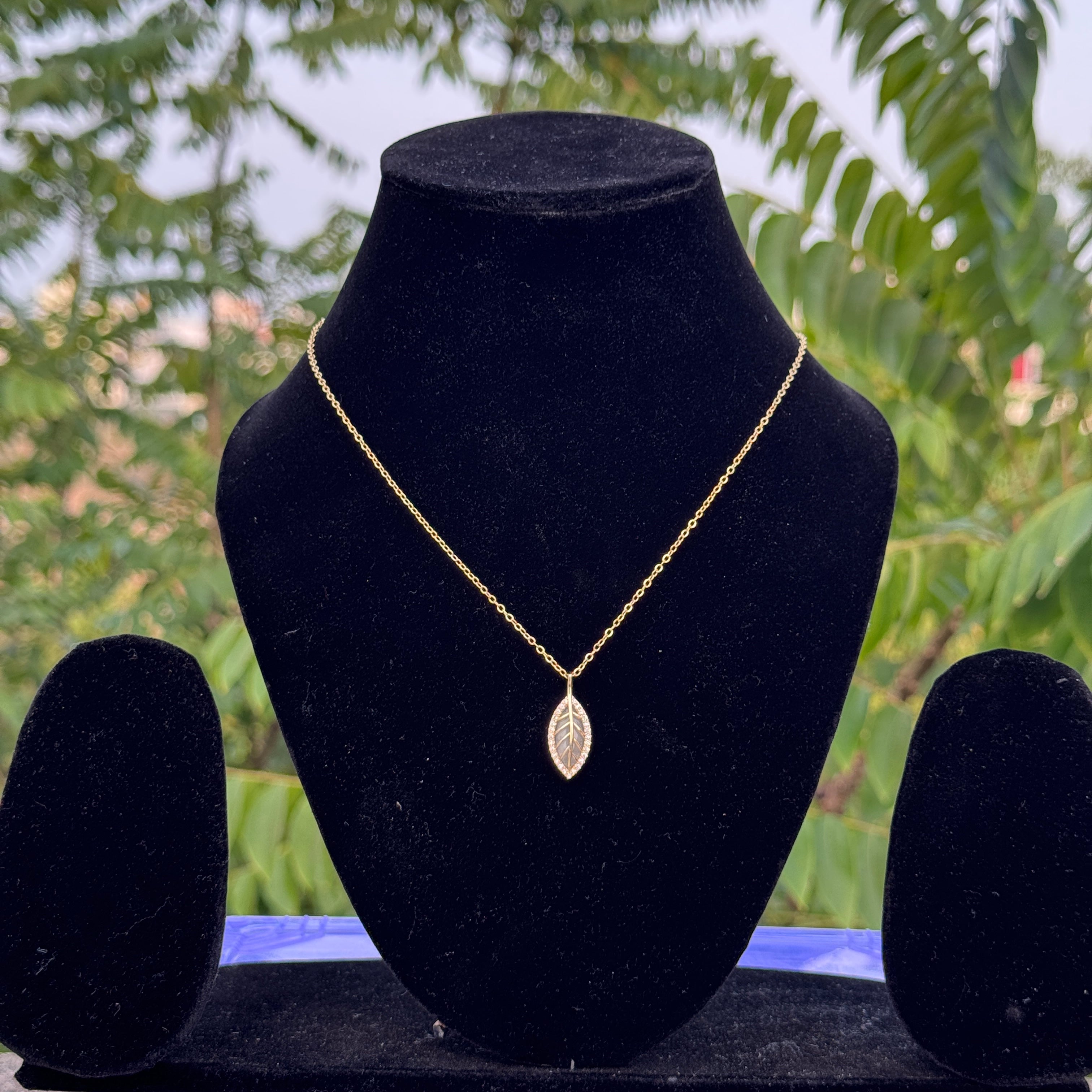 The "Golden Leaf" Anti-Tarnish Necklace