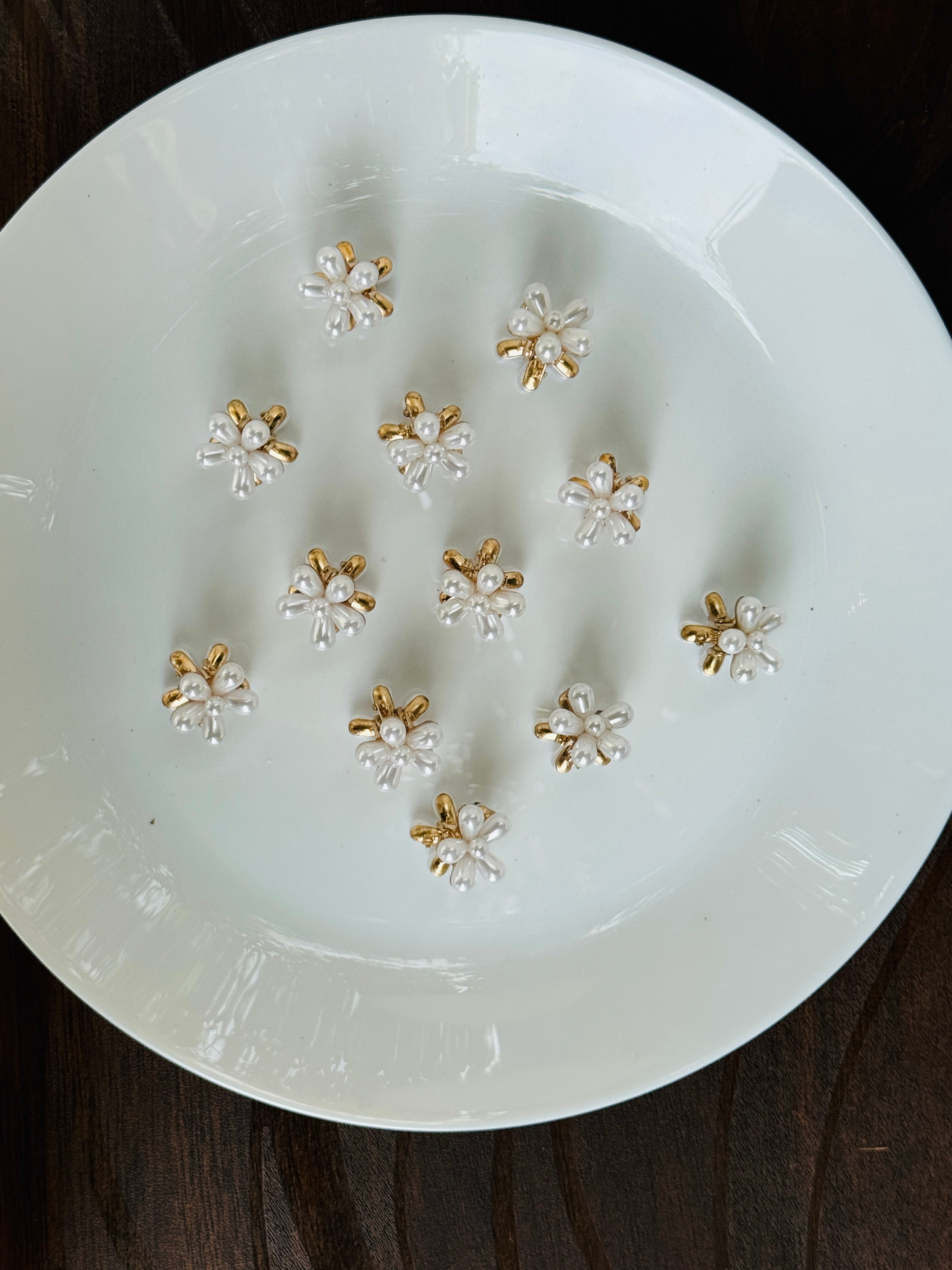 Elegant Pearl Blossom Mini Hair Claw Clip | Floral Pearl Hair Accessory for Women & Girls